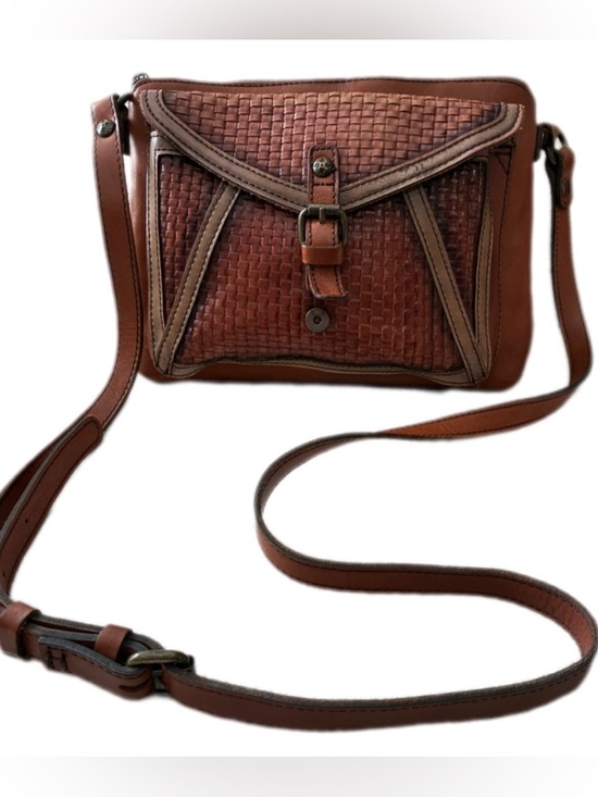 Patricia Nash Handbags - Patricia Nash EUC Avellino
Basketweave Tan Genuine
Leather Crossbody